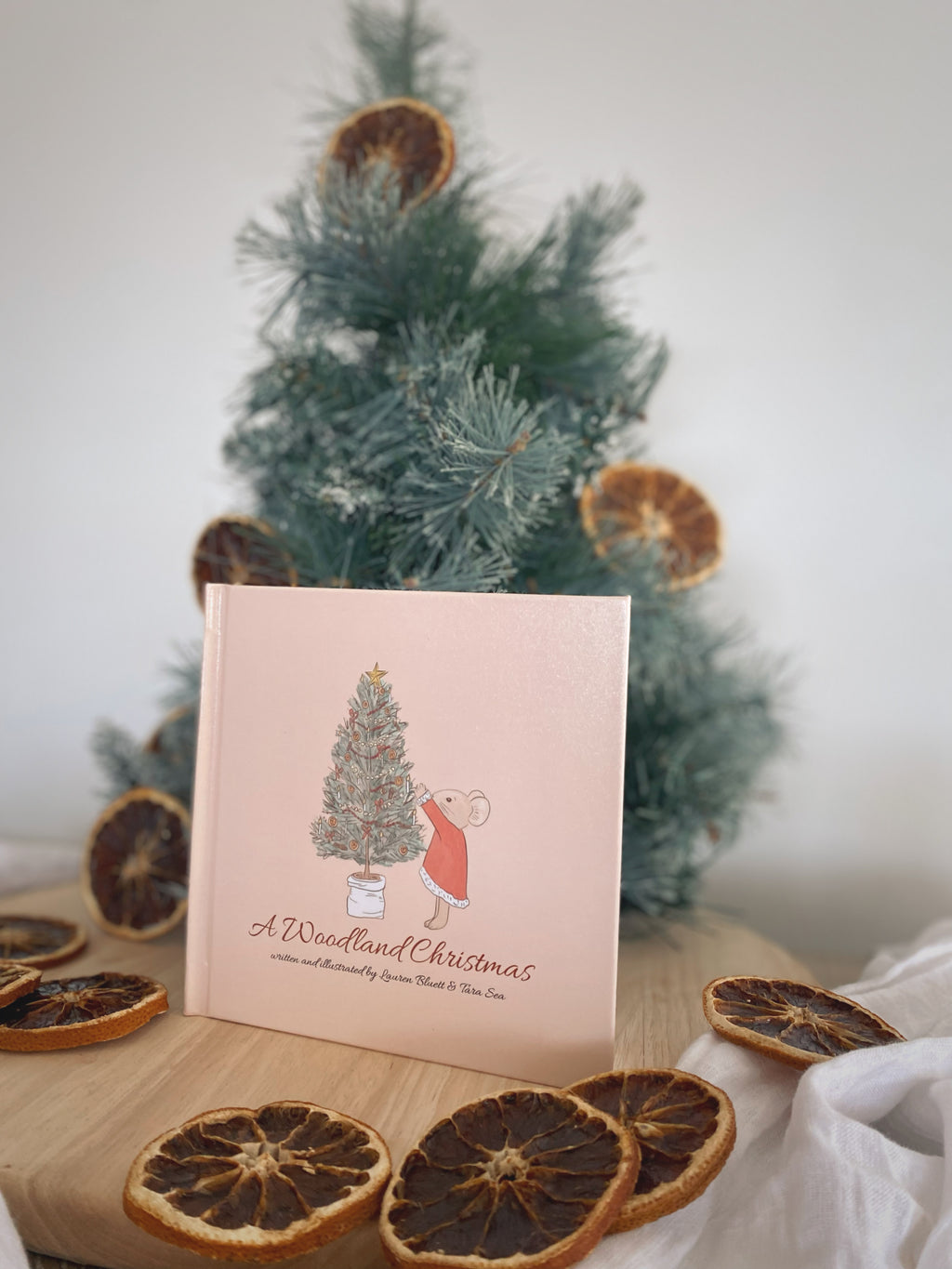 A Woodland Christmas image 7