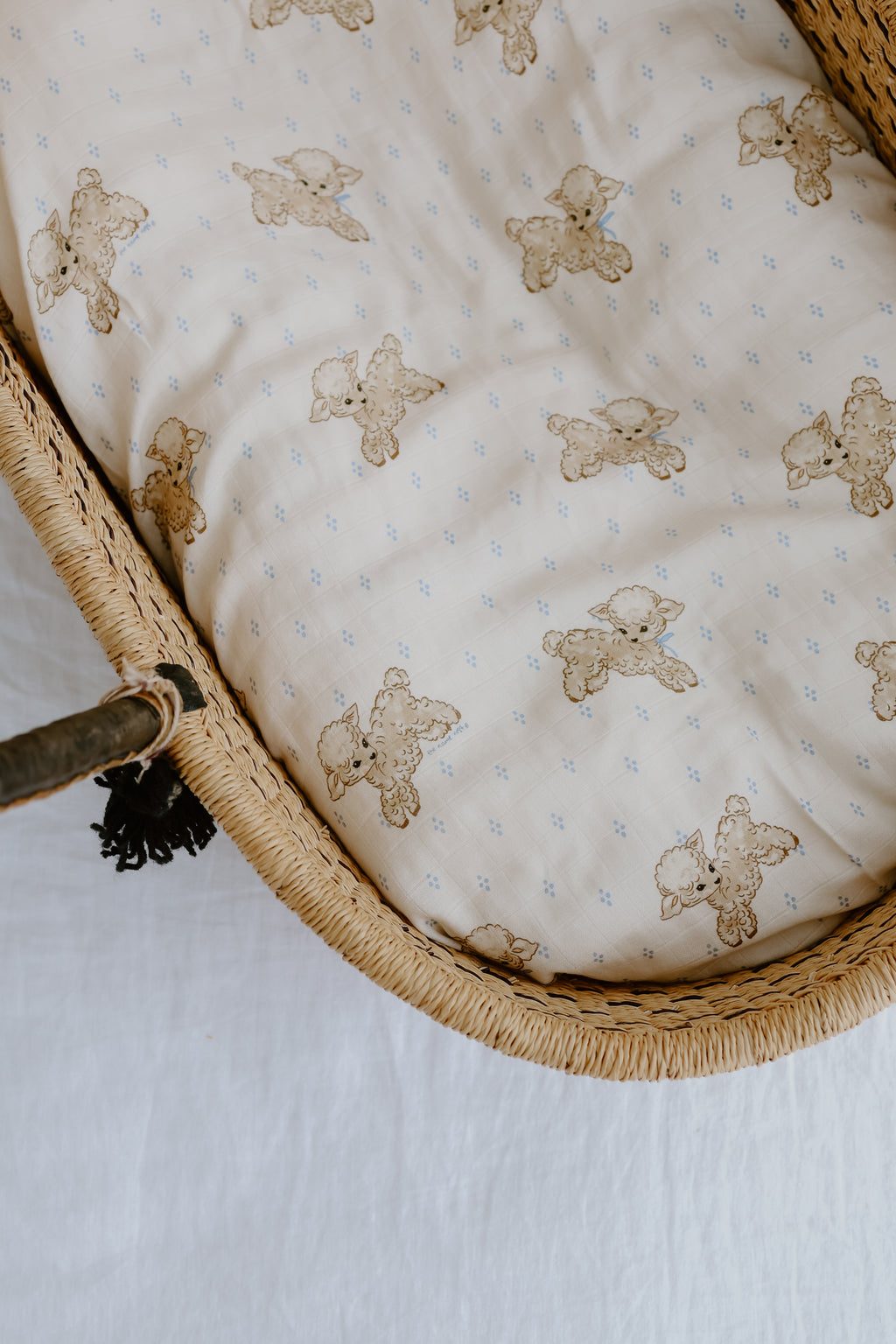 Lullaby Lambs - Swaddle