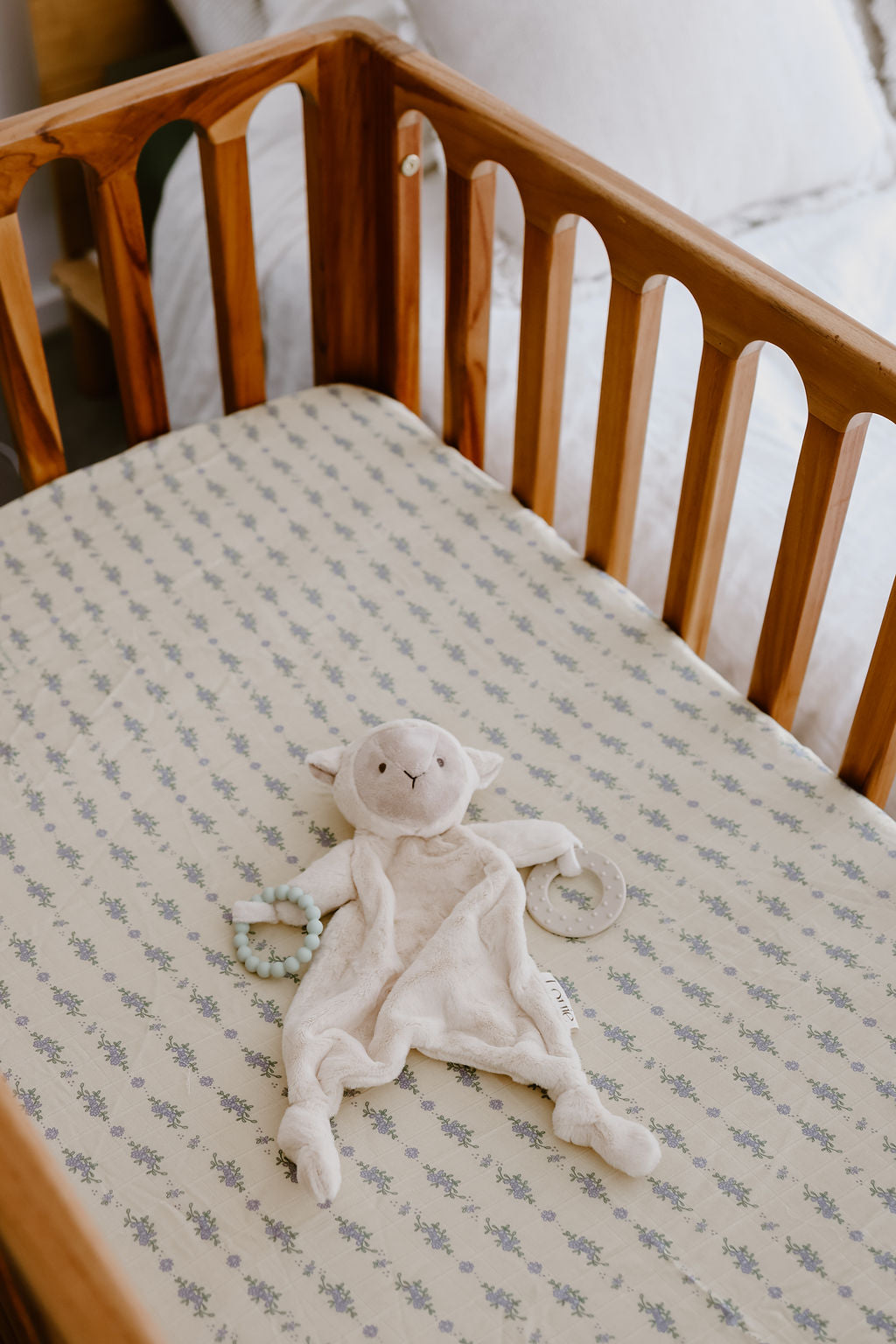 Louie - Lamb Comforter